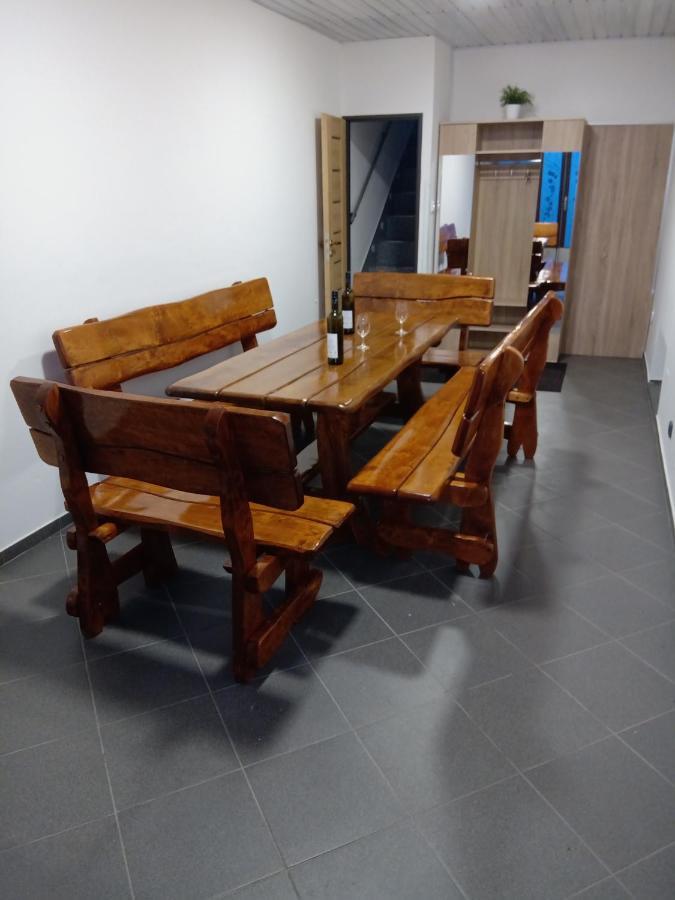 U Hradeb Mikulov Exterior foto